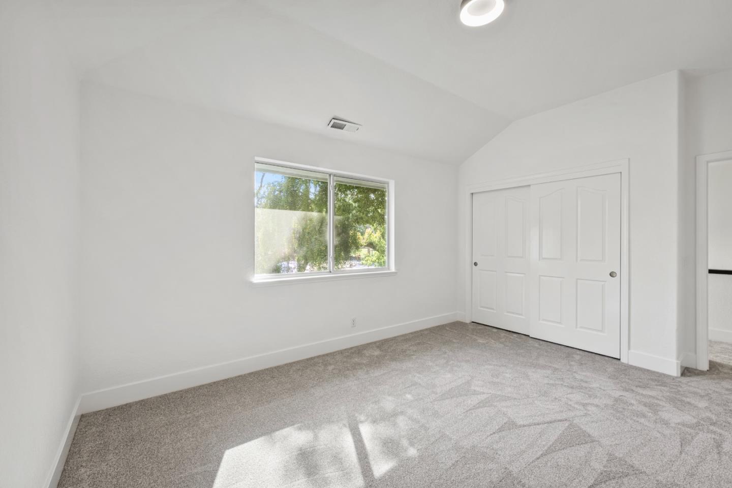 Detail Gallery Image 43 of 52 For 2247 Westgate Ave, San Jose,  CA 95125 - 5 Beds | 3 Baths