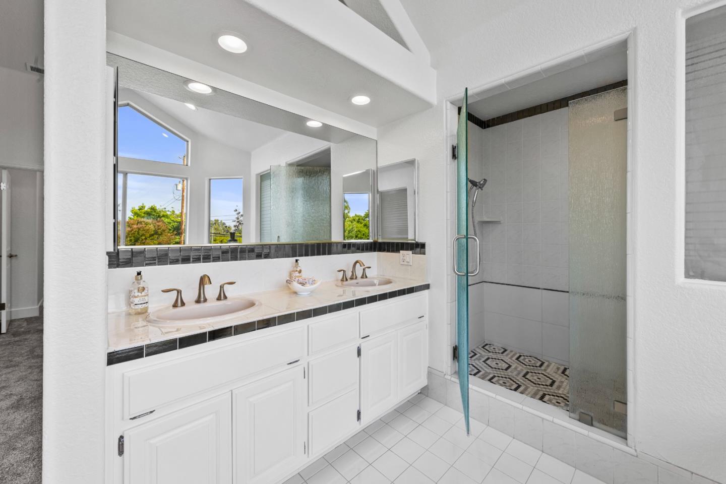 Detail Gallery Image 48 of 52 For 2247 Westgate Ave, San Jose,  CA 95125 - 5 Beds | 3 Baths