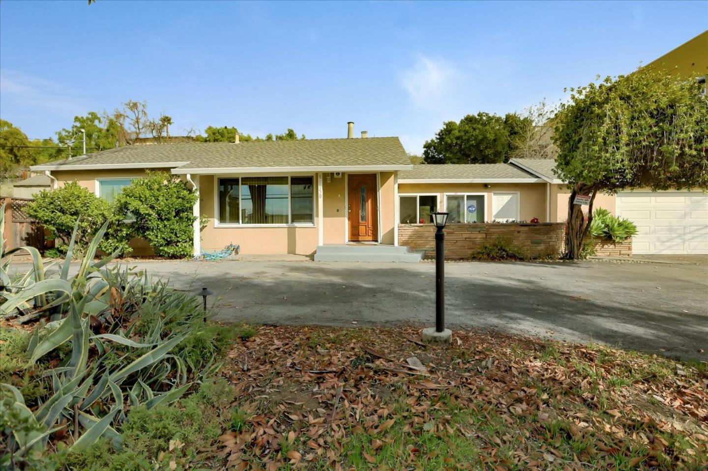 Detail Gallery Image 1 of 3 For 10150 Clayton Rd, San Jose,  CA 95127 - 3 Beds | 2 Baths