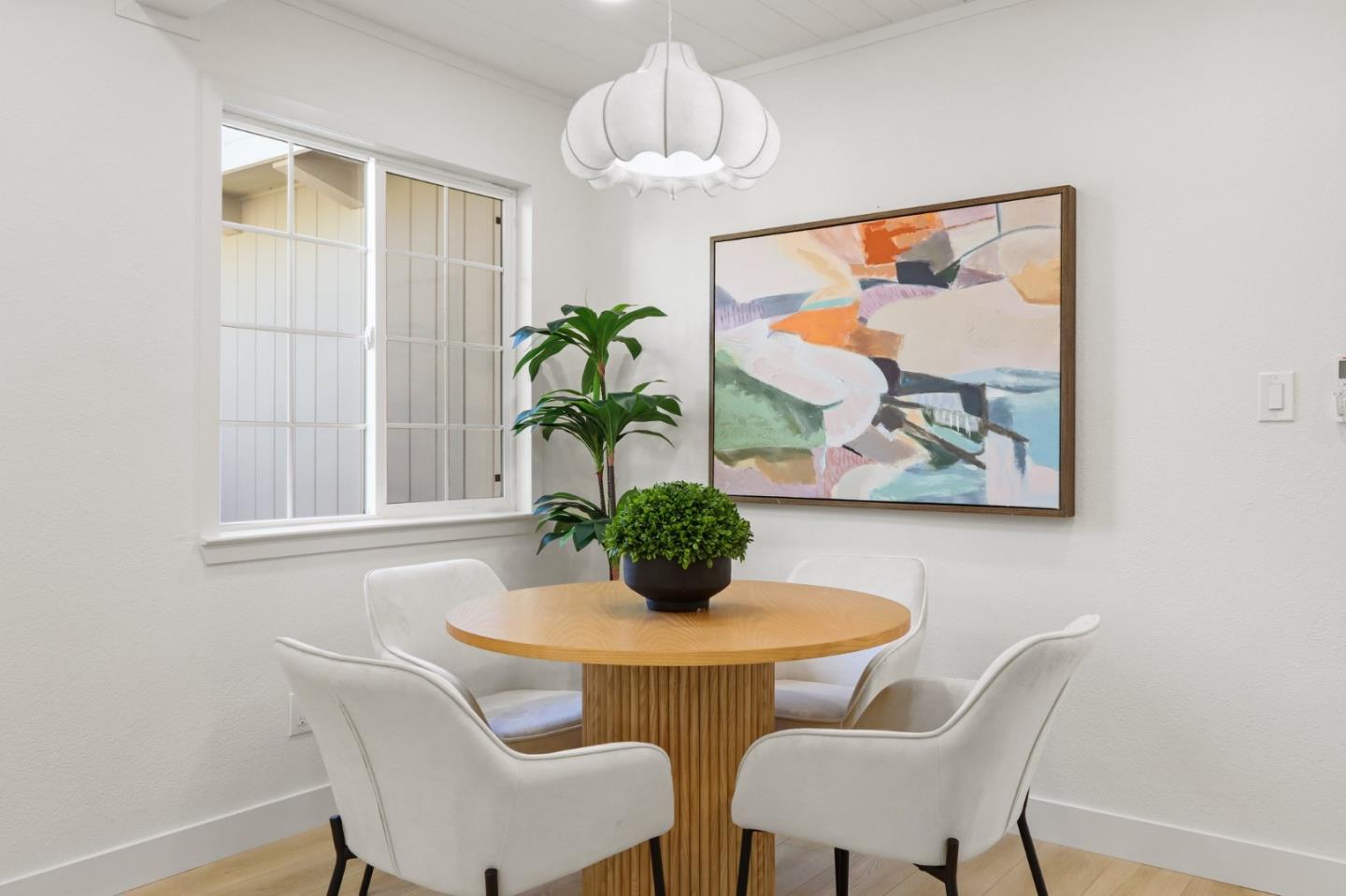 Detail Gallery Image 10 of 35 For 894 Lori Ave, Sunnyvale,  CA 94086 - 3 Beds | 2 Baths