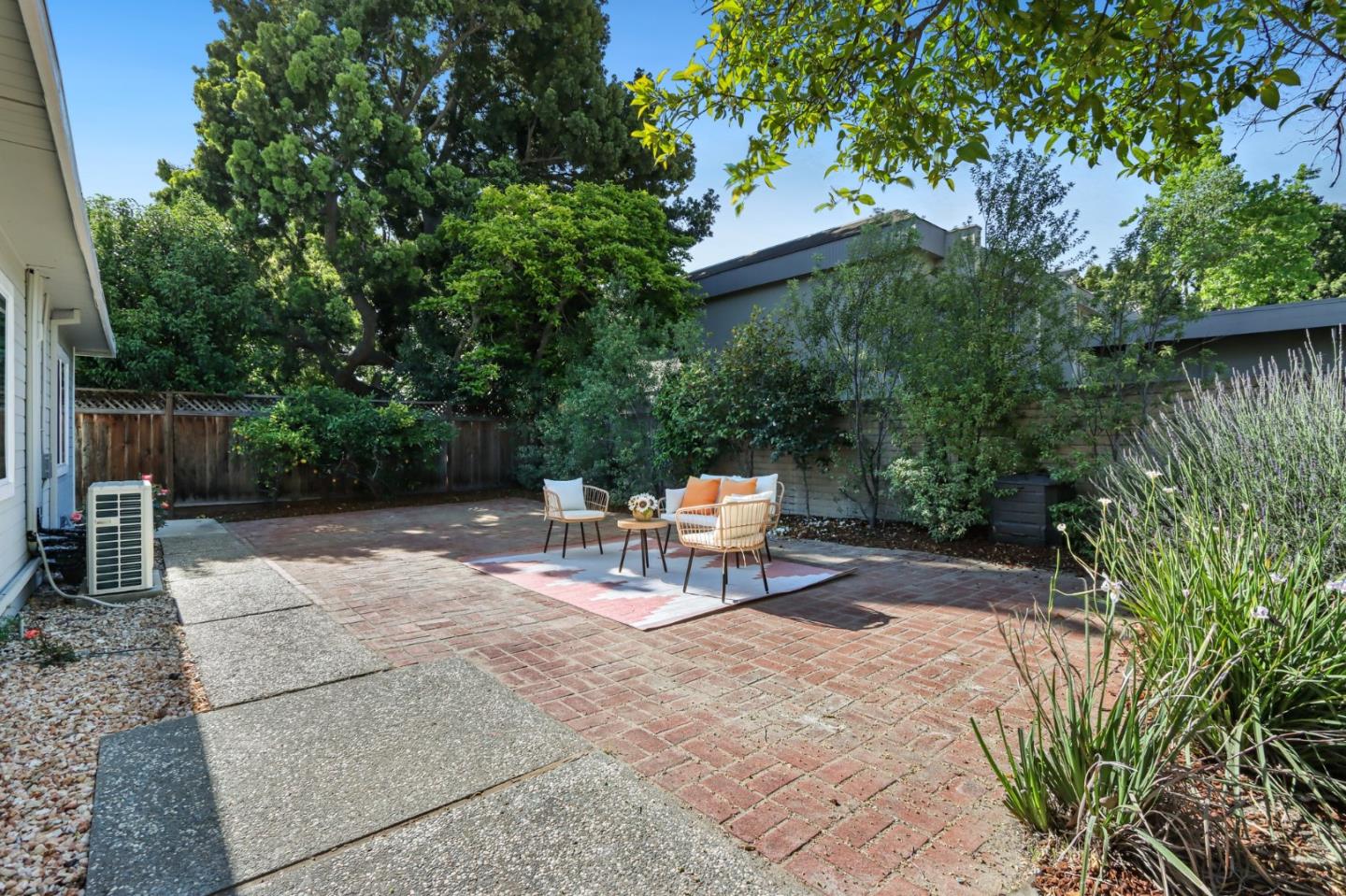 Detail Gallery Image 33 of 35 For 894 Lori Ave, Sunnyvale,  CA 94086 - 3 Beds | 2 Baths