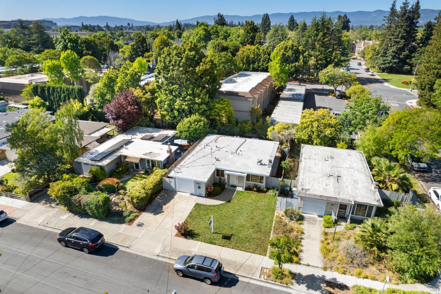 Detail Gallery Image 34 of 35 For 894 Lori Ave, Sunnyvale,  CA 94086 - 3 Beds | 2 Baths