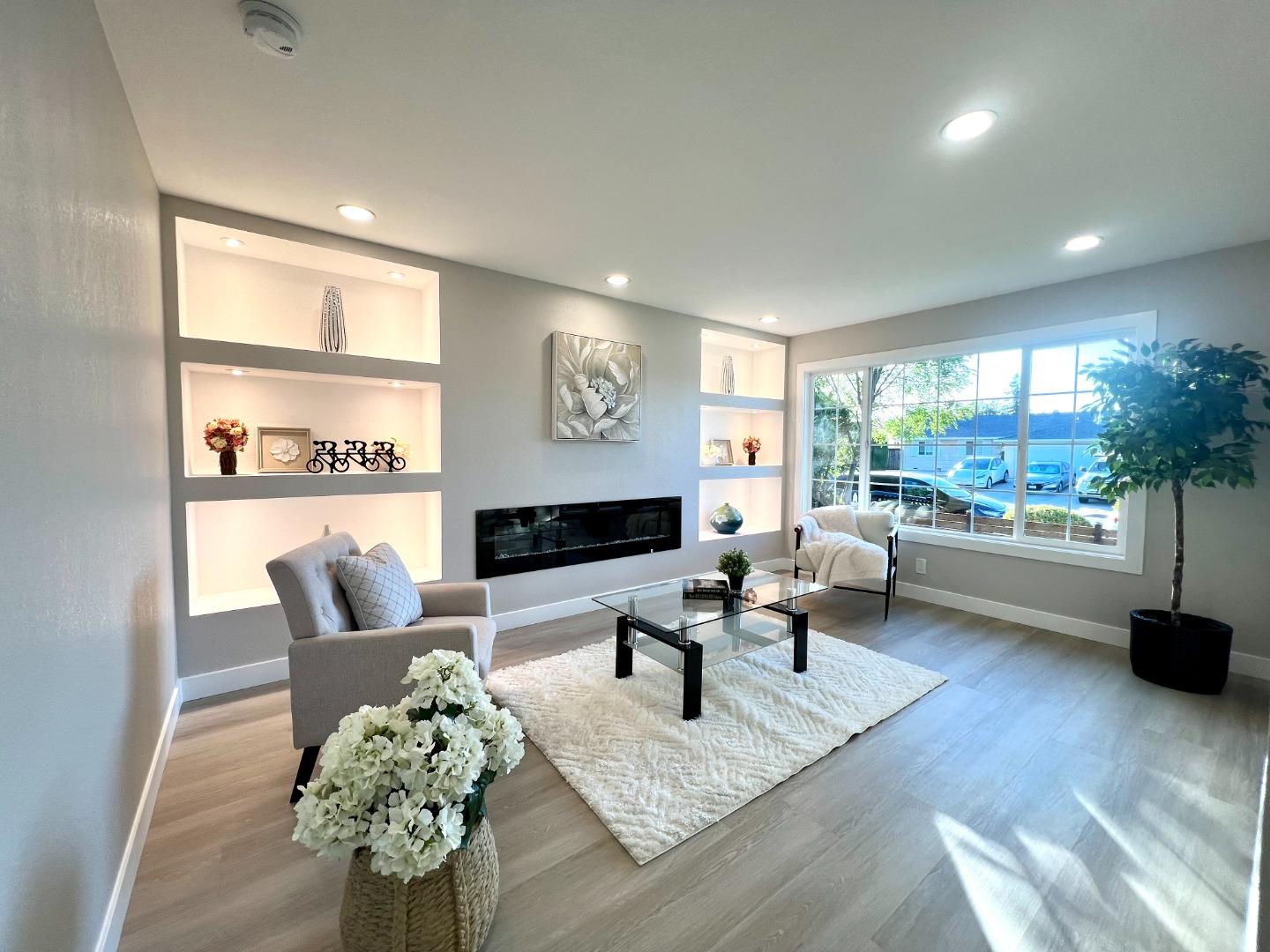 Detail Gallery Image 2 of 2 For 2584 Boren Dr, San Jose,  CA 95121 - 4 Beds | 2 Baths