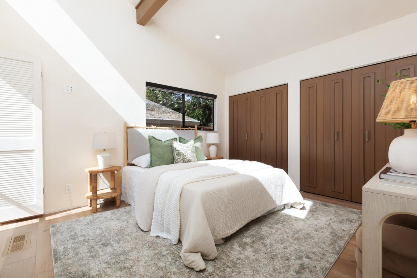 Detail Gallery Image 13 of 30 For 0 San Carlos 4 Ne of Third, Carmel,  CA 93923 - 2 Beds | 3 Baths