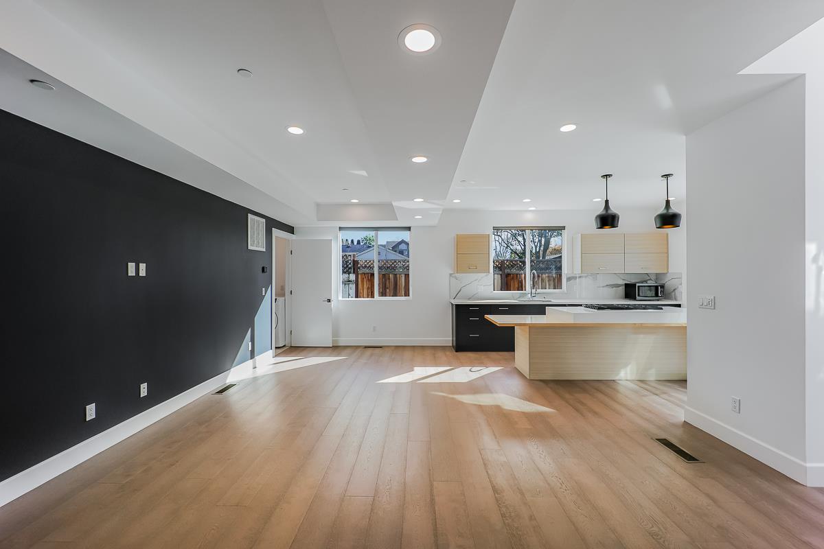 Detail Gallery Image 25 of 147 For 534 & 536 N Whisman Rd, Mountain View,  CA 94043 - – Beds | – Baths