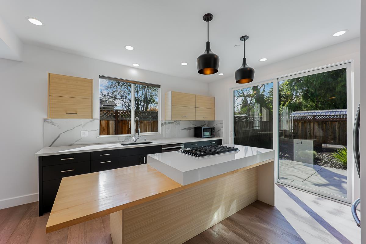 Detail Gallery Image 29 of 147 For 534 & 536 N Whisman Rd, Mountain View,  CA 94043 - – Beds | – Baths