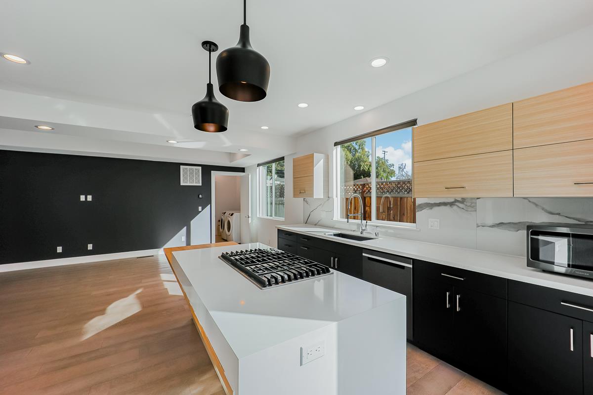 Detail Gallery Image 31 of 147 For 534 & 536 N Whisman Rd, Mountain View,  CA 94043 - – Beds | – Baths