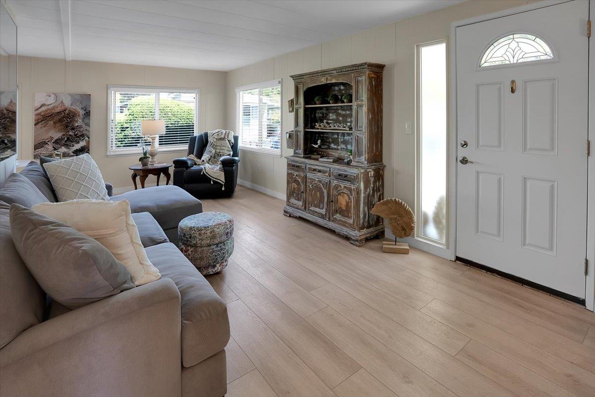 Detail Gallery Image 4 of 26 For 800 Brommer St #73,  Santa Cruz,  CA 95062 - 2 Beds | 1 Baths