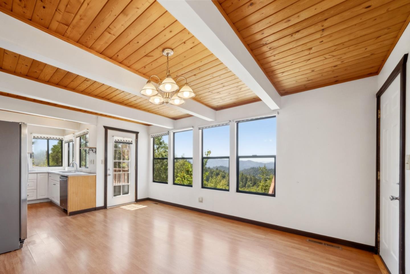 Detail Gallery Image 15 of 67 For 1315 Sunset Ridge Rd, Los Gatos,  CA 95033 - 4 Beds | 2 Baths