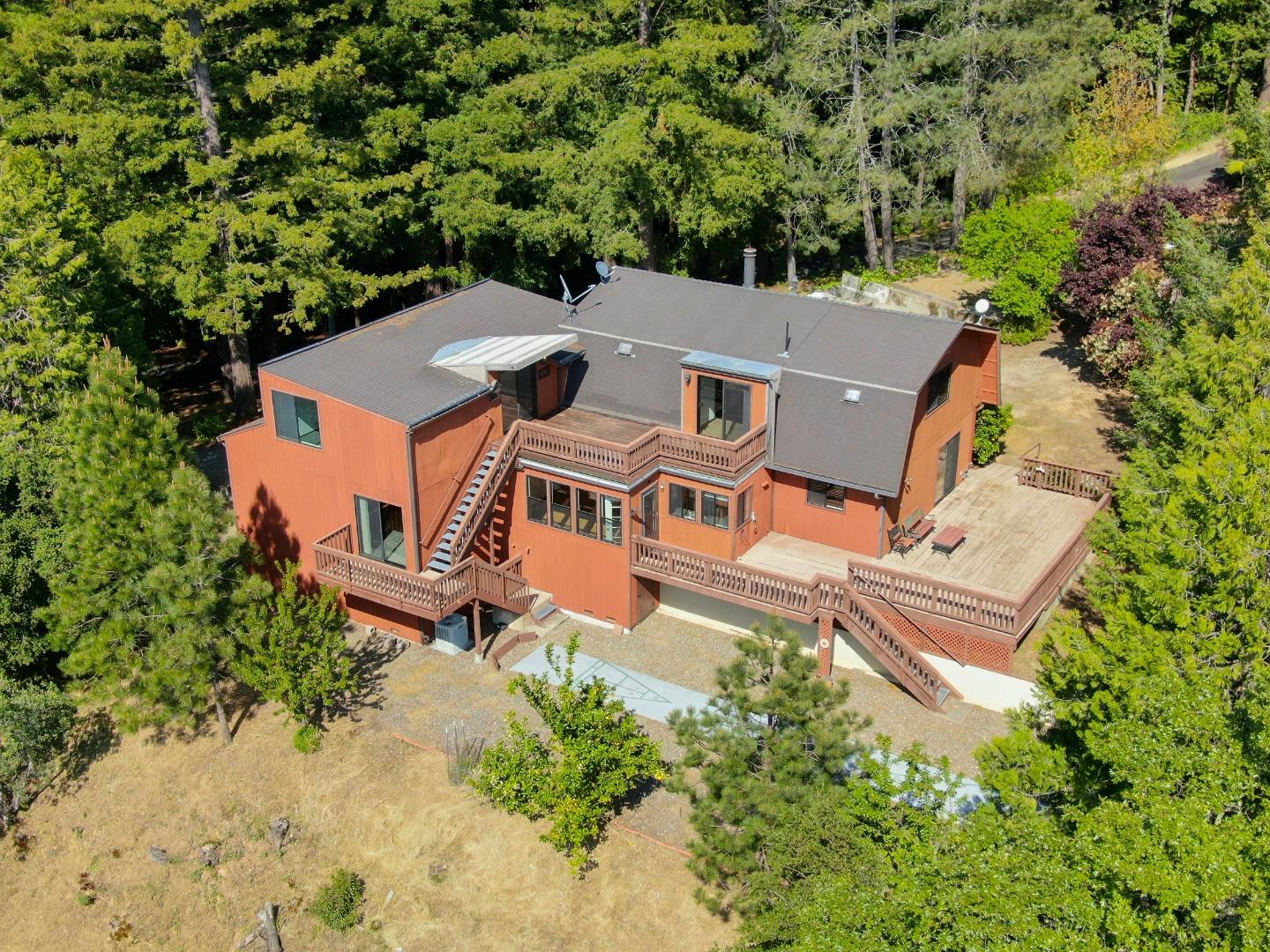 Detail Gallery Image 2 of 67 For 1315 Sunset Ridge Rd, Los Gatos,  CA 95033 - 4 Beds | 2 Baths