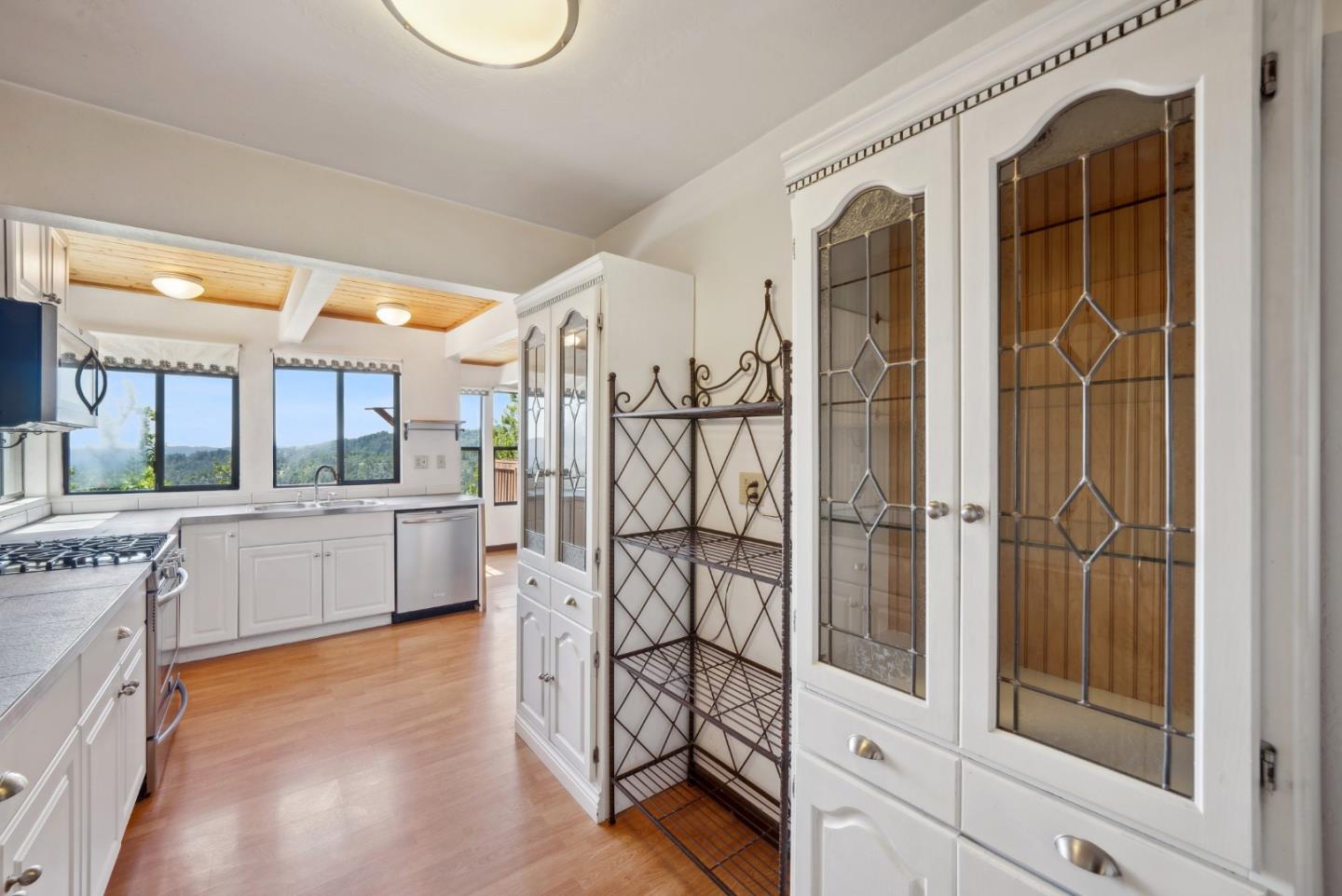 Detail Gallery Image 24 of 67 For 1315 Sunset Ridge Rd, Los Gatos,  CA 95033 - 4 Beds | 2 Baths