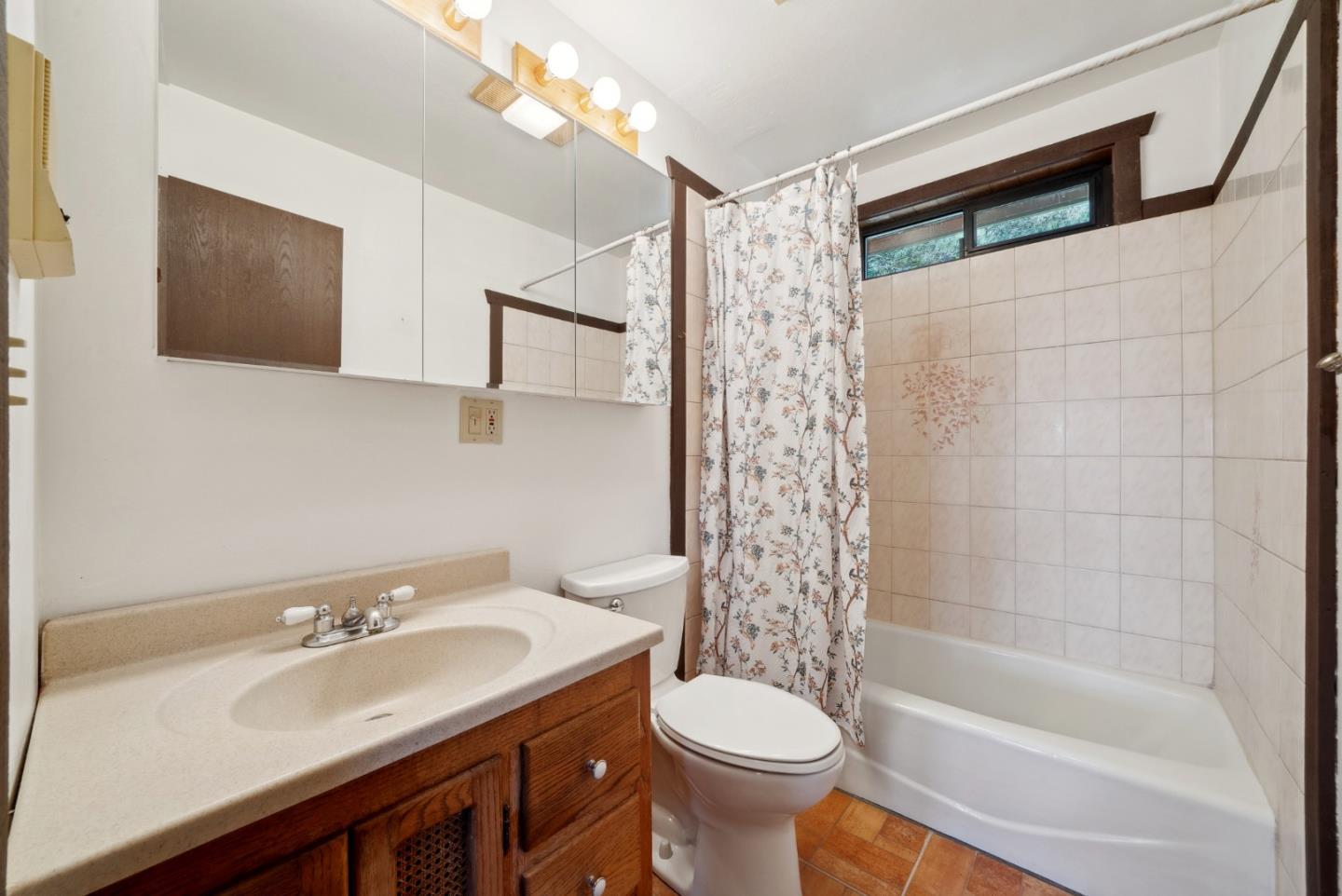 Detail Gallery Image 32 of 67 For 1315 Sunset Ridge Rd, Los Gatos,  CA 95033 - 4 Beds | 2 Baths