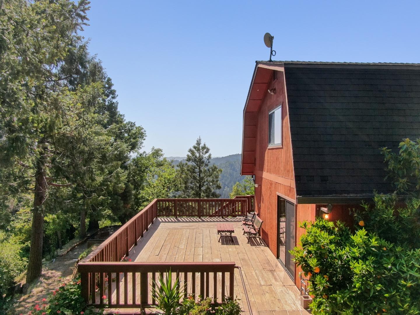 Detail Gallery Image 4 of 67 For 1315 Sunset Ridge Rd, Los Gatos,  CA 95033 - 4 Beds | 2 Baths