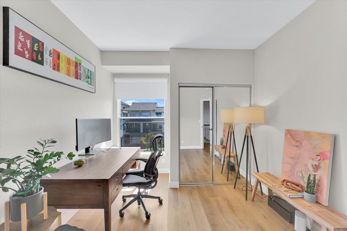 Detail Gallery Image 30 of 45 For 401 Baltic Cir #411,  Redwood Shores,  CA 94065 - 2 Beds | 2/1 Baths