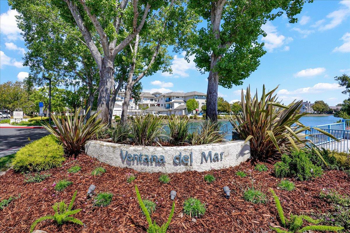 Detail Gallery Image 32 of 45 For 401 Baltic Cir #411,  Redwood Shores,  CA 94065 - 2 Beds | 2/1 Baths