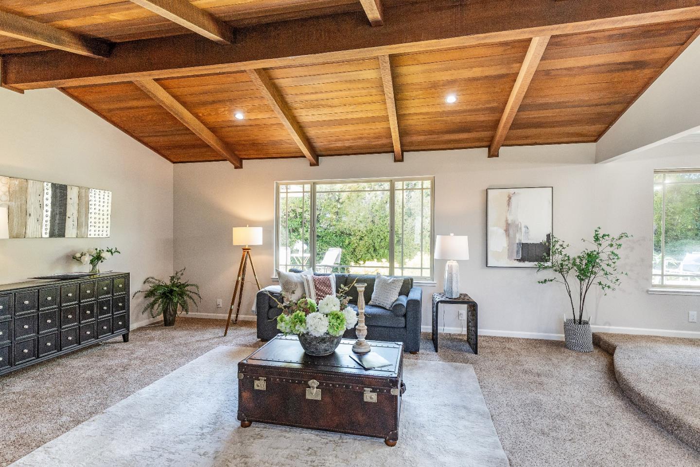 Detail Gallery Image 10 of 43 For 12141 Marilla Dr, Saratoga,  CA 95070 - 5 Beds | 2/1 Baths