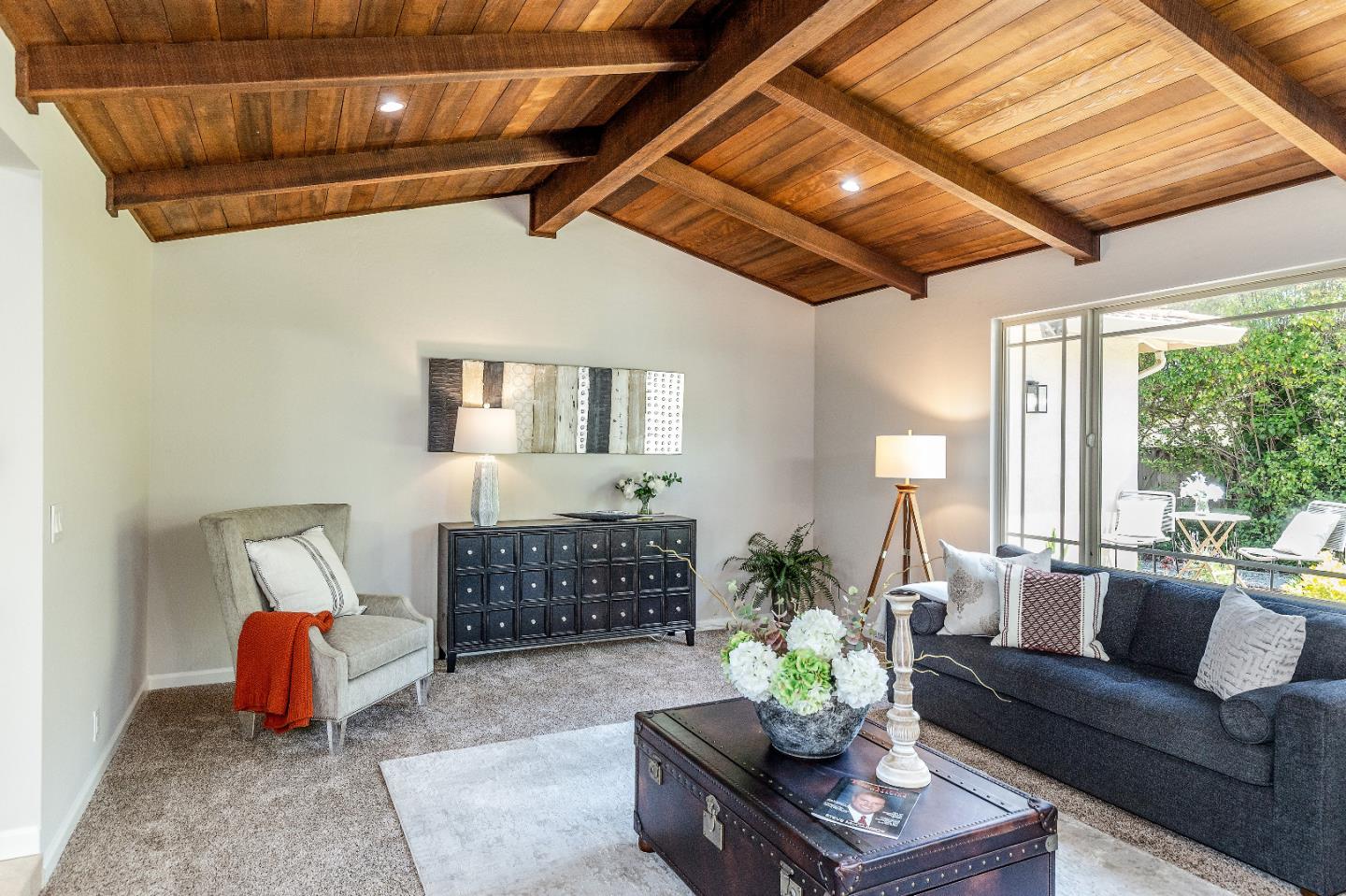 Detail Gallery Image 11 of 43 For 12141 Marilla Dr, Saratoga,  CA 95070 - 5 Beds | 2/1 Baths