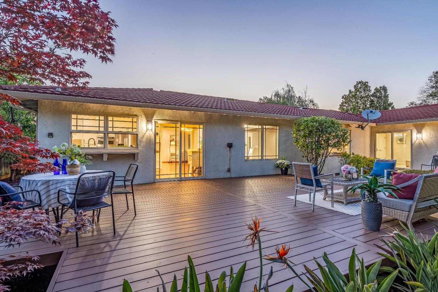 Detail Gallery Image 32 of 43 For 12141 Marilla Dr, Saratoga,  CA 95070 - 5 Beds | 2/1 Baths