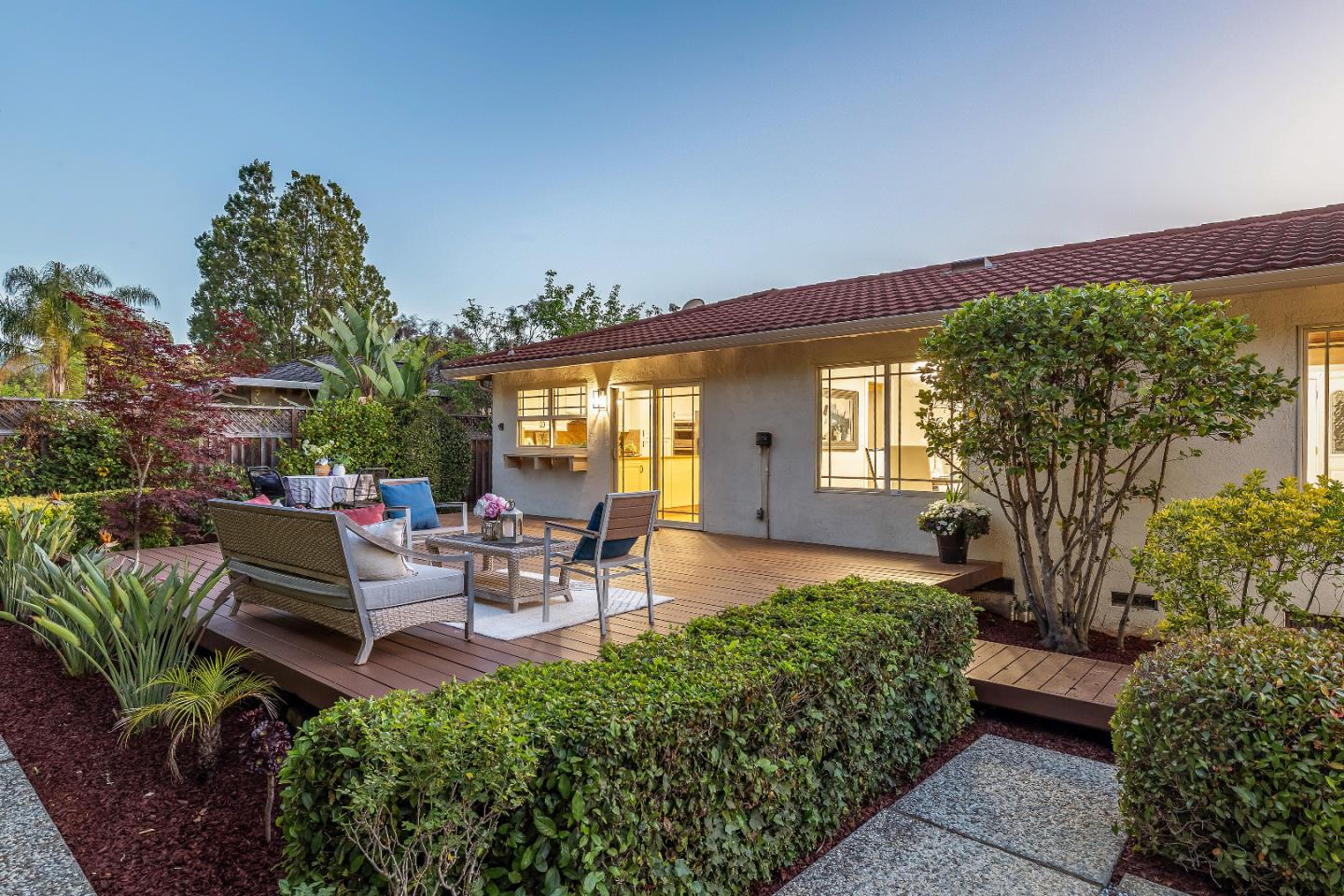 Detail Gallery Image 33 of 43 For 12141 Marilla Dr, Saratoga,  CA 95070 - 5 Beds | 2/1 Baths