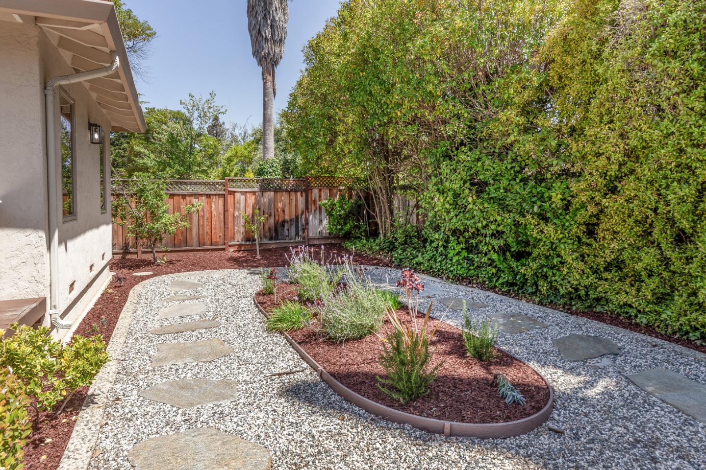 Detail Gallery Image 38 of 43 For 12141 Marilla Dr, Saratoga,  CA 95070 - 5 Beds | 2/1 Baths