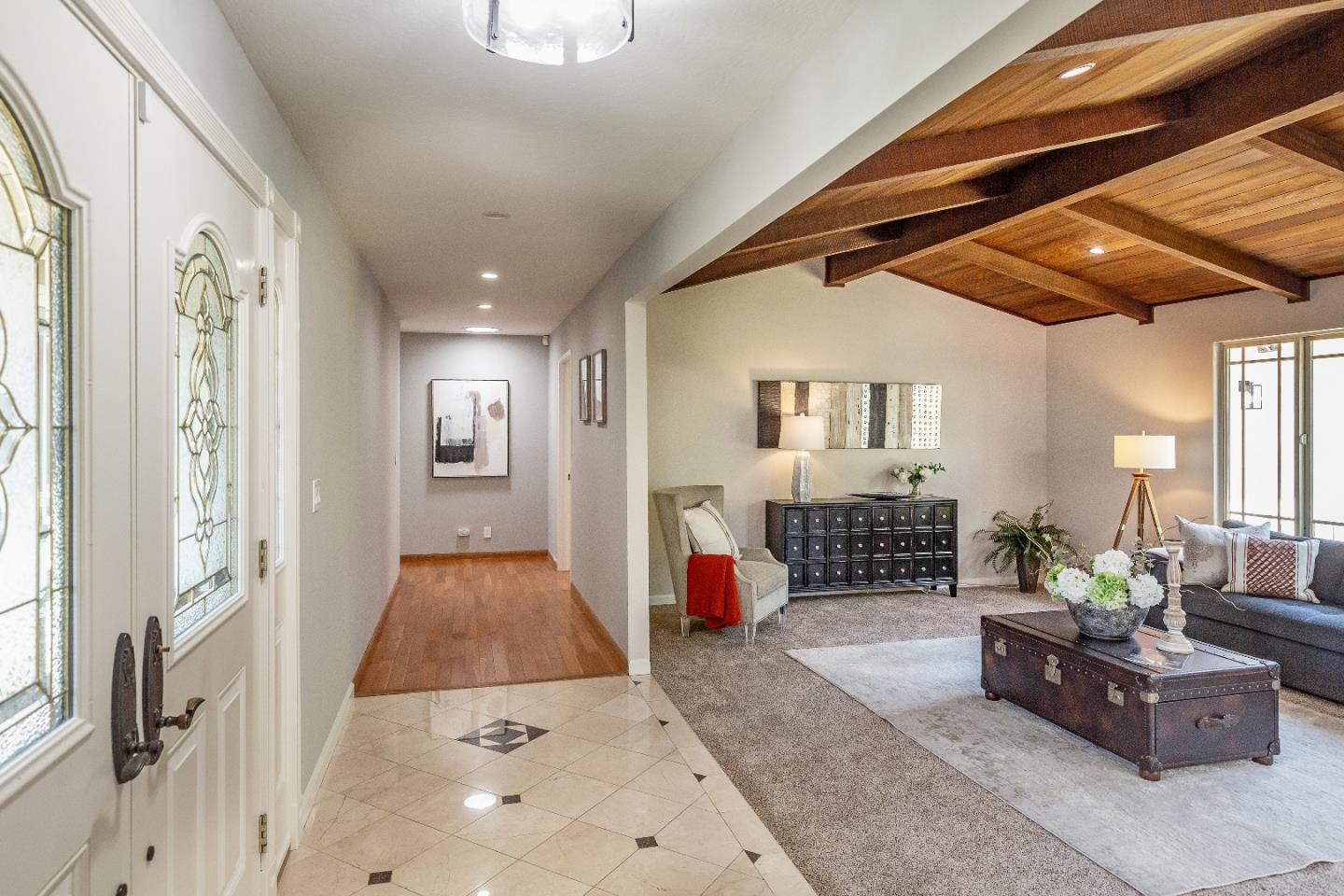 Detail Gallery Image 9 of 43 For 12141 Marilla Dr, Saratoga,  CA 95070 - 5 Beds | 2/1 Baths
