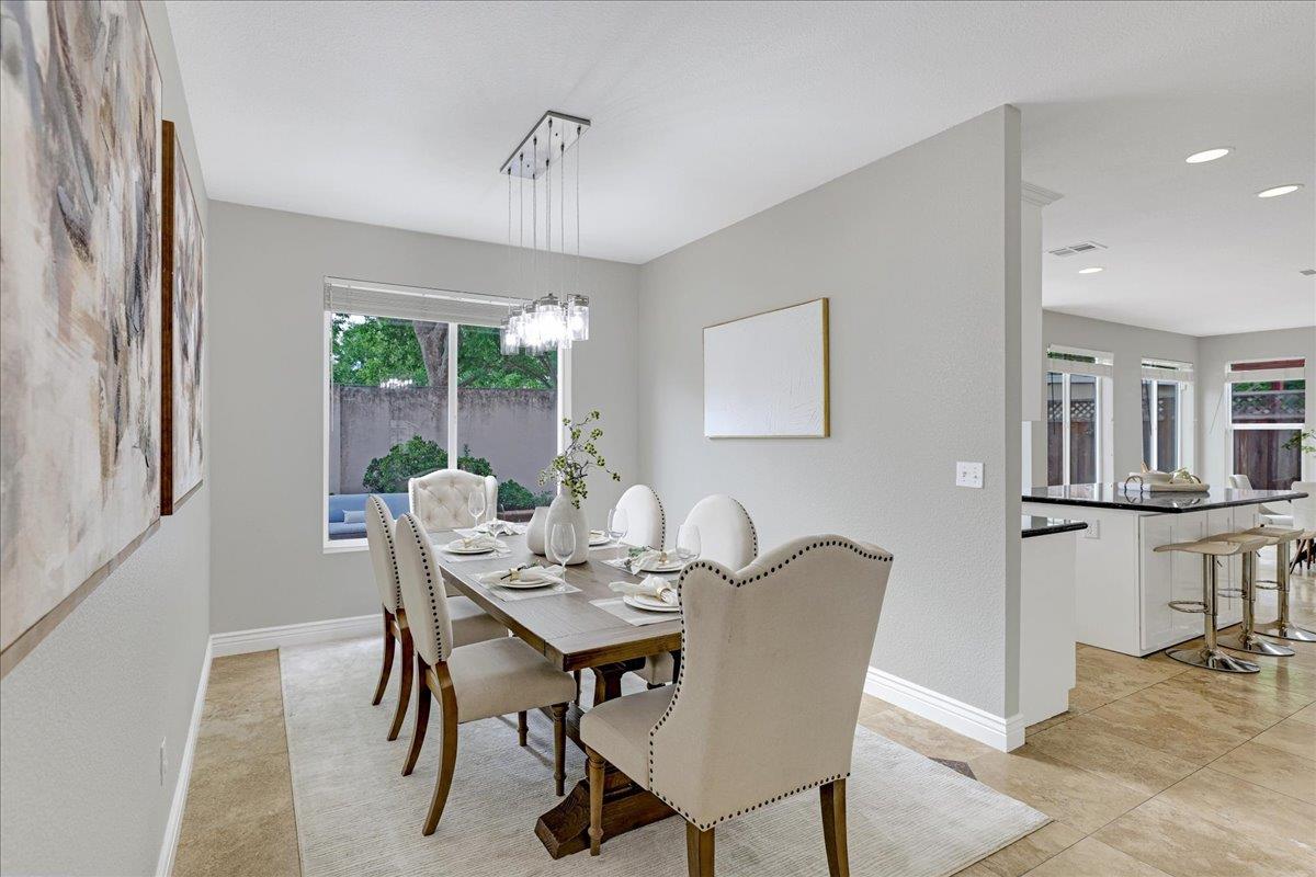 Detail Gallery Image 11 of 58 For 4480 Peacock Ct, Dublin,  CA 94568 - 4 Beds | 3 Baths