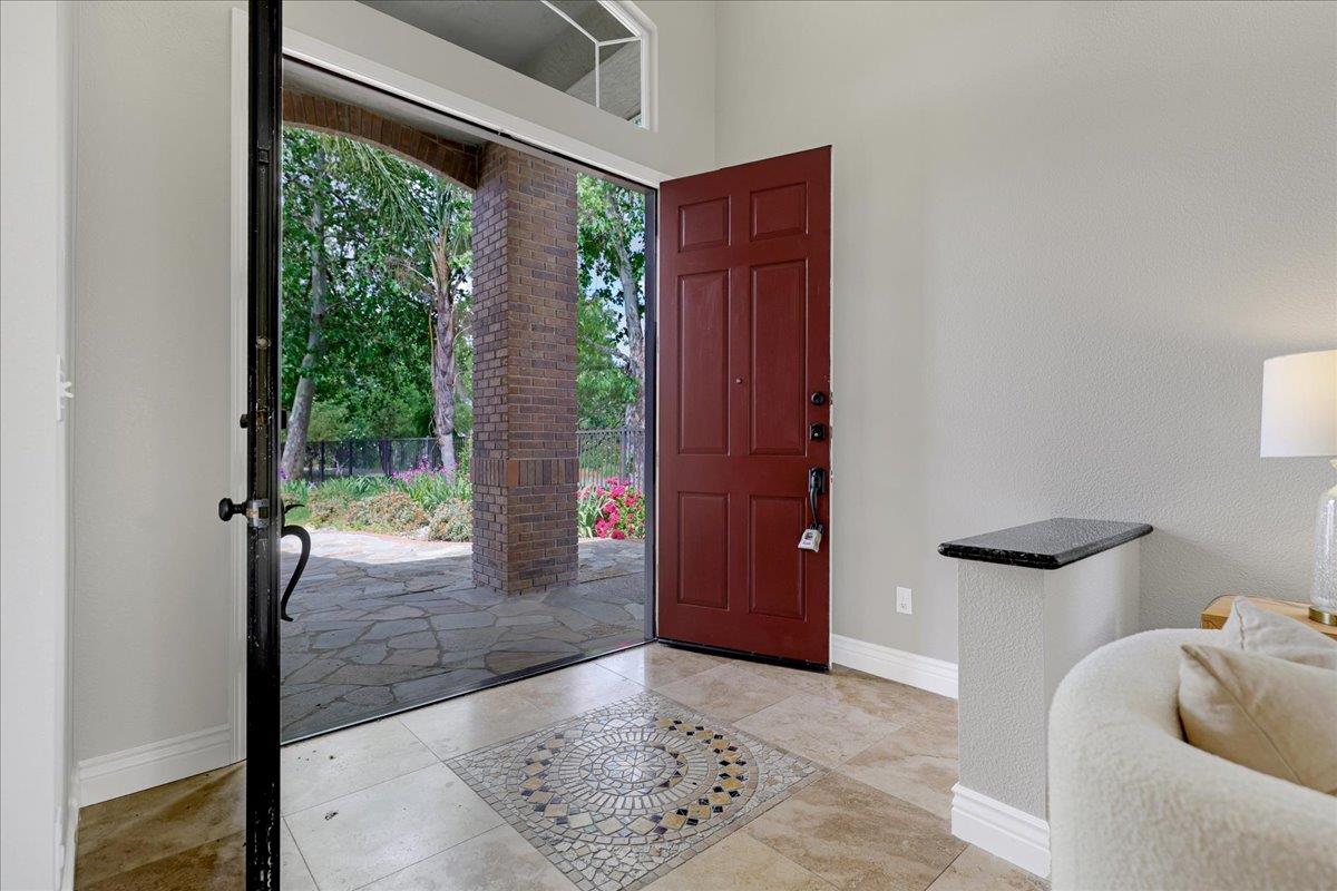 Detail Gallery Image 4 of 58 For 4480 Peacock Ct, Dublin,  CA 94568 - 4 Beds | 3 Baths