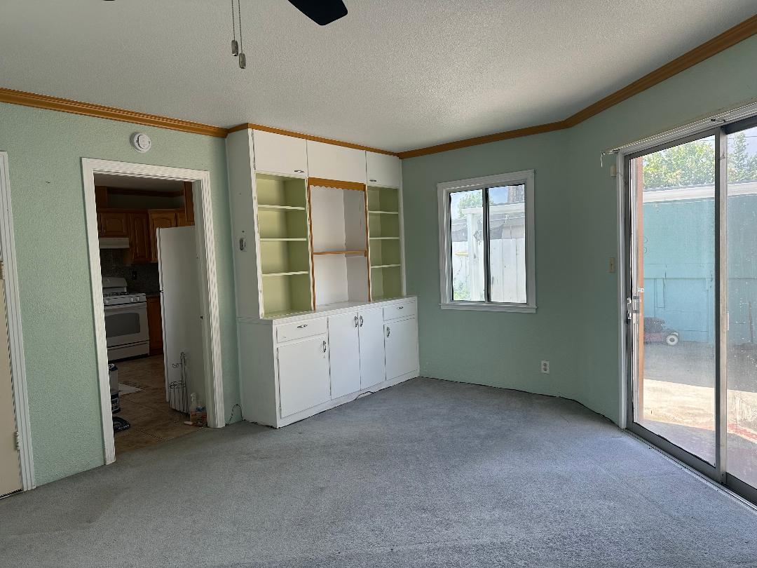 Detail Gallery Image 8 of 18 For 337 N 2nd St, King City,  CA 93930 - 2 Beds | 2 Baths
