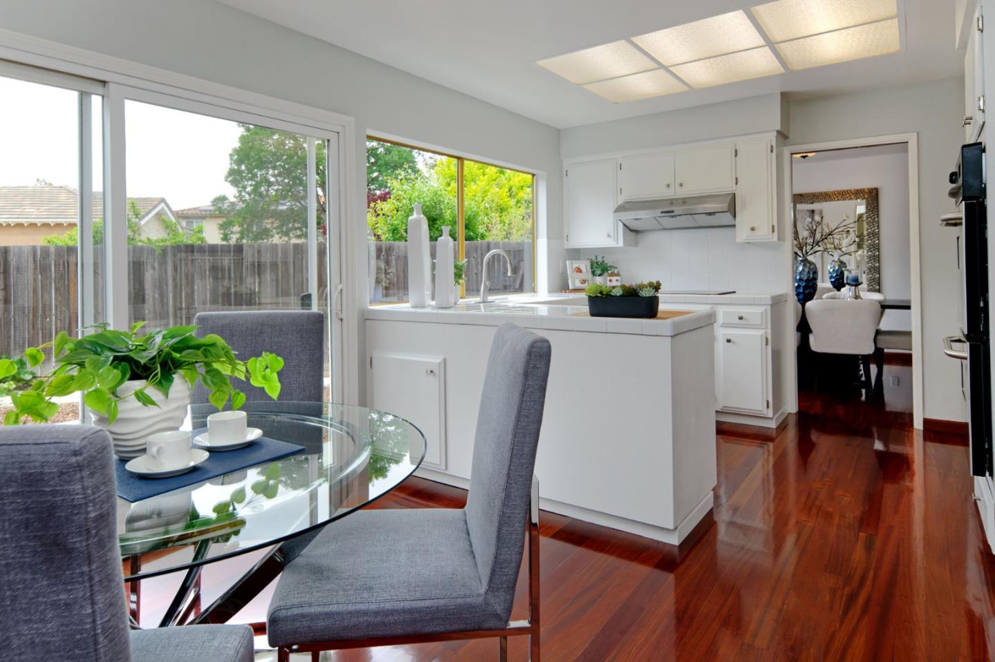 Detail Gallery Image 13 of 49 For 1131 Carla, San Jose,  CA 95120 - 7 Beds | 2/1 Baths