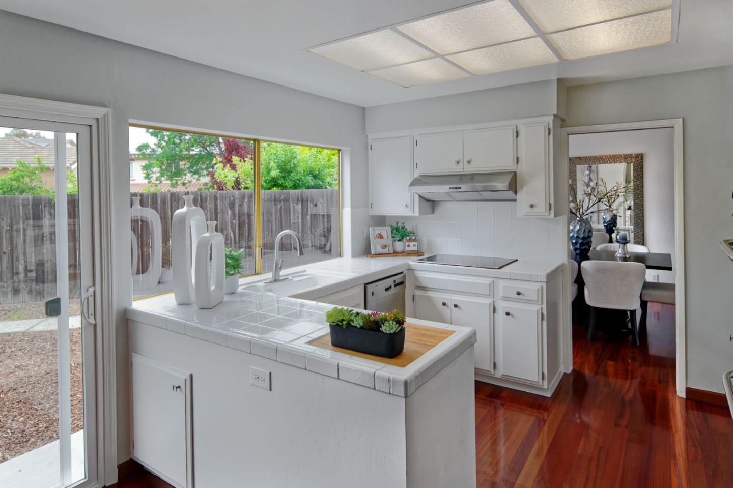 Detail Gallery Image 19 of 49 For 1131 Carla, San Jose,  CA 95120 - 7 Beds | 2/1 Baths