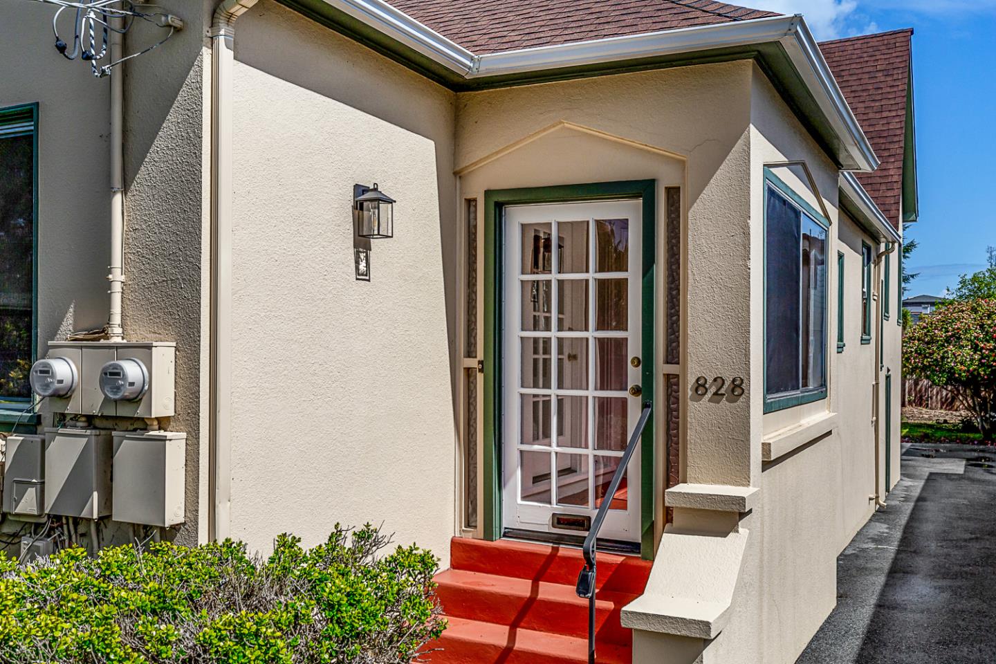 Detail Gallery Image 5 of 42 For 828 Highland Ave, San Mateo,  CA 94401 - – Beds | – Baths