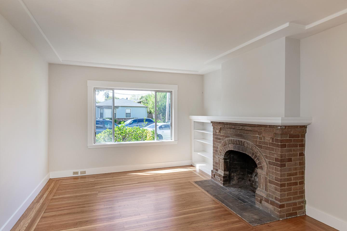 Detail Gallery Image 7 of 42 For 828 Highland Ave, San Mateo,  CA 94401 - – Beds | – Baths