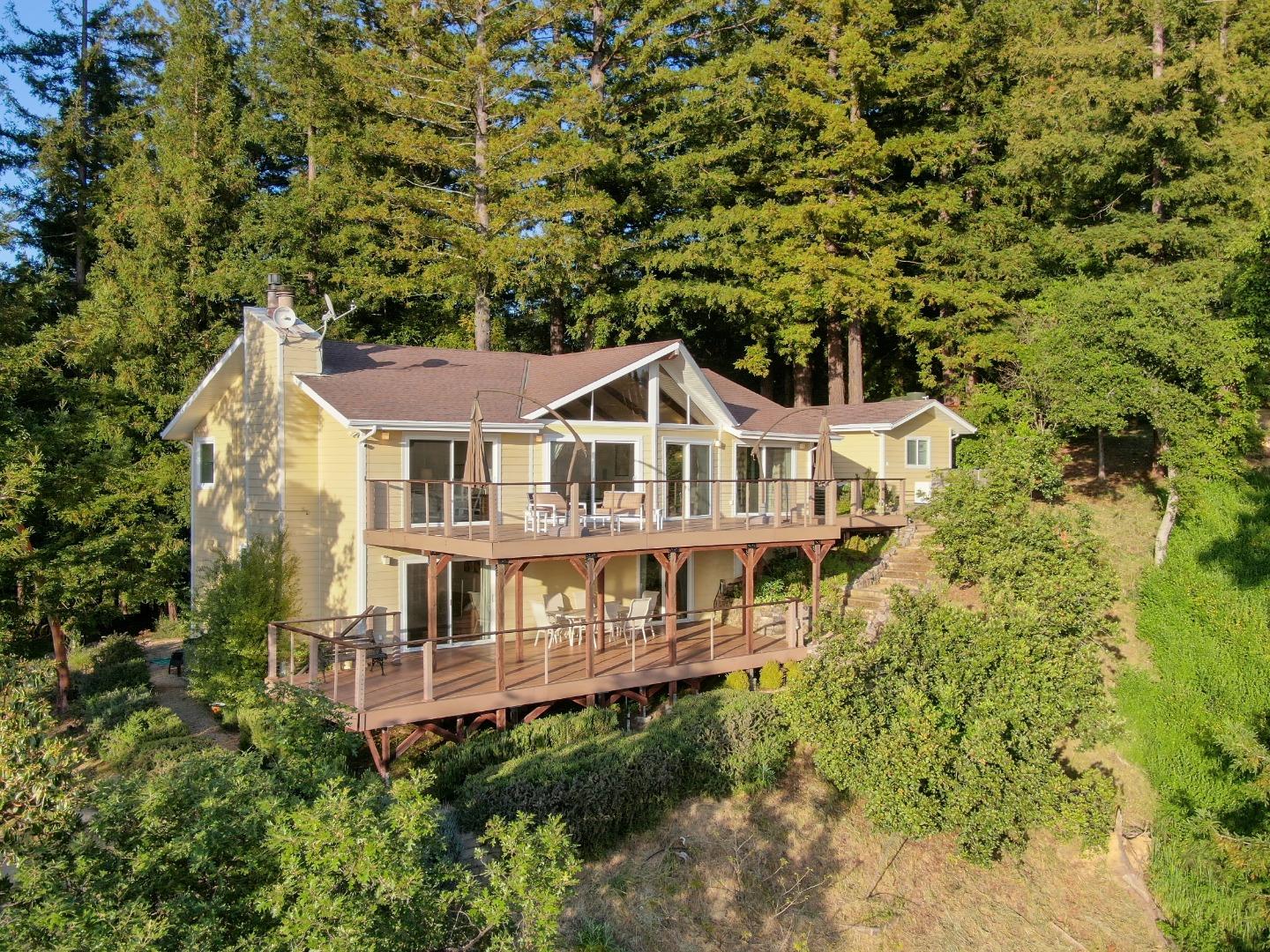Detail Gallery Image 2 of 70 For 1619 Sunset Ridge Rd, Los Gatos,  CA 95033 - 3 Beds | 2 Baths