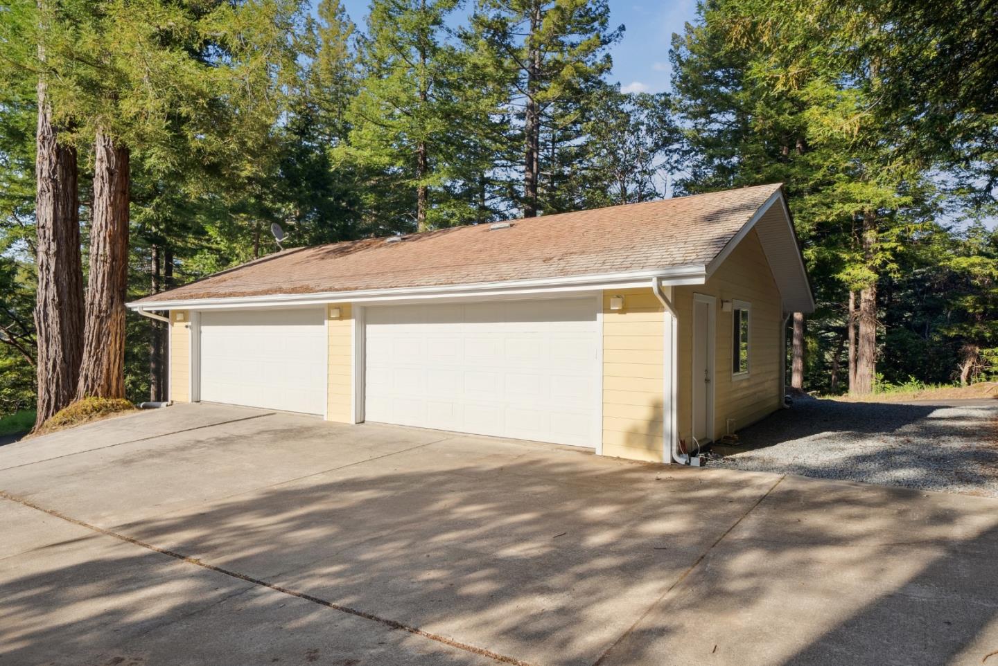 Detail Gallery Image 5 of 70 For 1619 Sunset Ridge Rd, Los Gatos,  CA 95033 - 3 Beds | 2 Baths