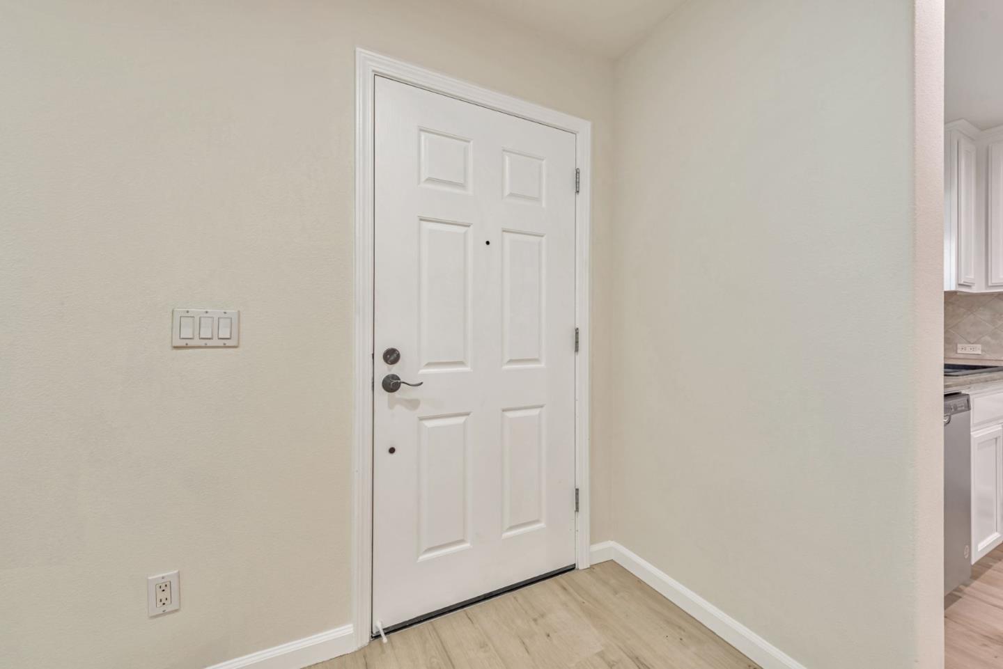 Detail Gallery Image 16 of 48 For 4232 Lautrec Dr, San Jose,  CA 95135 - 3 Beds | 2/1 Baths