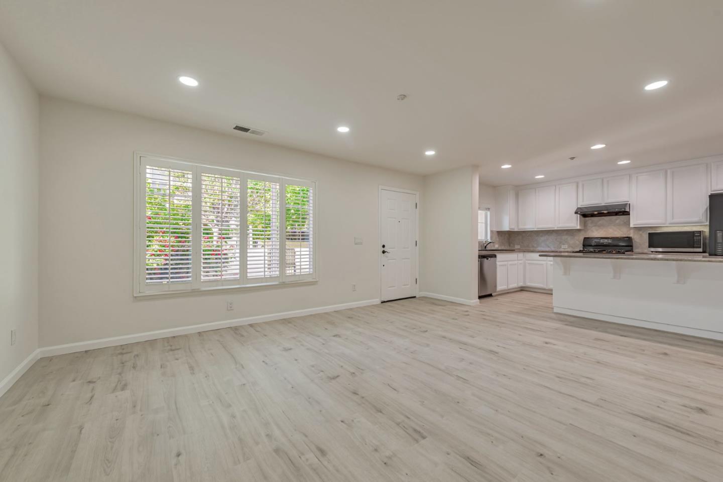 Detail Gallery Image 19 of 48 For 4232 Lautrec Dr, San Jose,  CA 95135 - 3 Beds | 2/1 Baths
