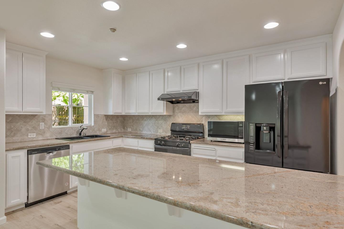 Detail Gallery Image 21 of 48 For 4232 Lautrec Dr, San Jose,  CA 95135 - 3 Beds | 2/1 Baths