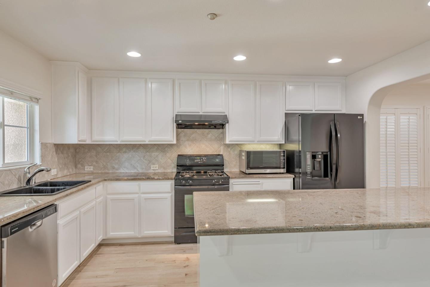 Detail Gallery Image 22 of 48 For 4232 Lautrec Dr, San Jose,  CA 95135 - 3 Beds | 2/1 Baths