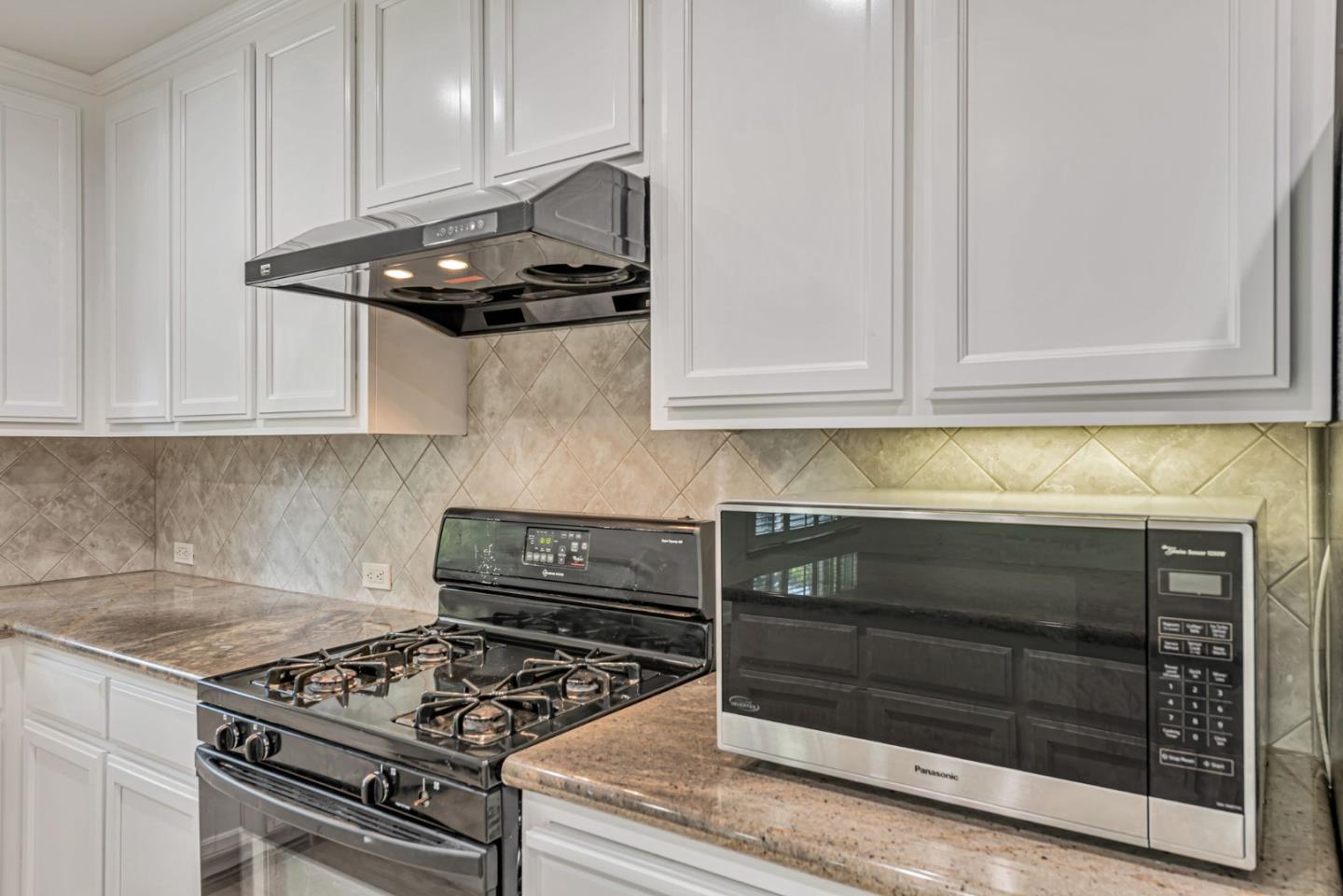 Detail Gallery Image 26 of 48 For 4232 Lautrec Dr, San Jose,  CA 95135 - 3 Beds | 2/1 Baths