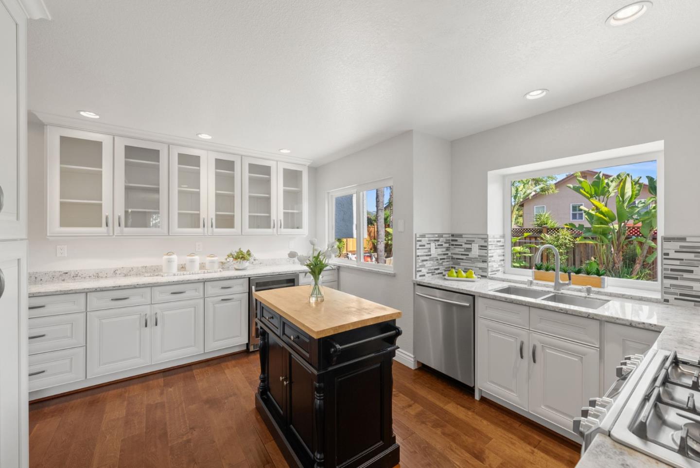 Detail Gallery Image 11 of 47 For 3002 Park Estates Way, San Jose,  CA 95135 - 4 Beds | 3 Baths