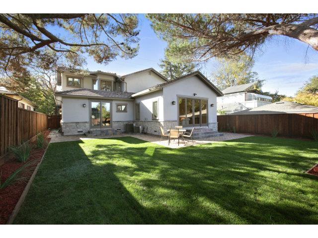 Detail Gallery Image 21 of 24 For 2025 Santa Cruz Ave, Menlo Park,  CA 94025 - 4 Beds | 3/1 Baths