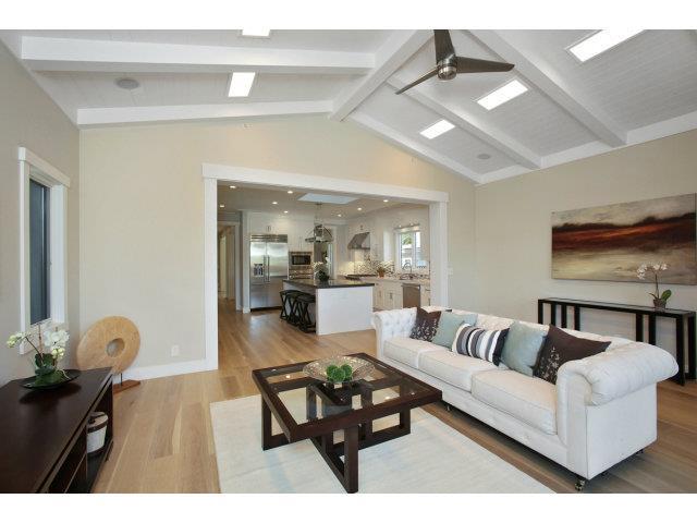 Detail Gallery Image 8 of 24 For 2025 Santa Cruz Ave, Menlo Park,  CA 94025 - 4 Beds | 3/1 Baths