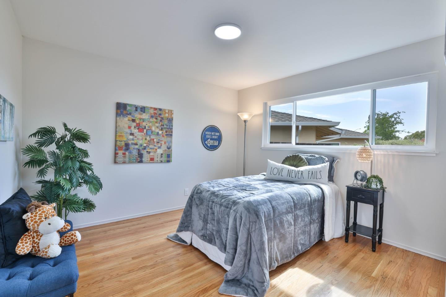 Detail Gallery Image 10 of 17 For 7935 Fall Court, Cupertino,  CA 95014 - 3 Beds | 2 Baths