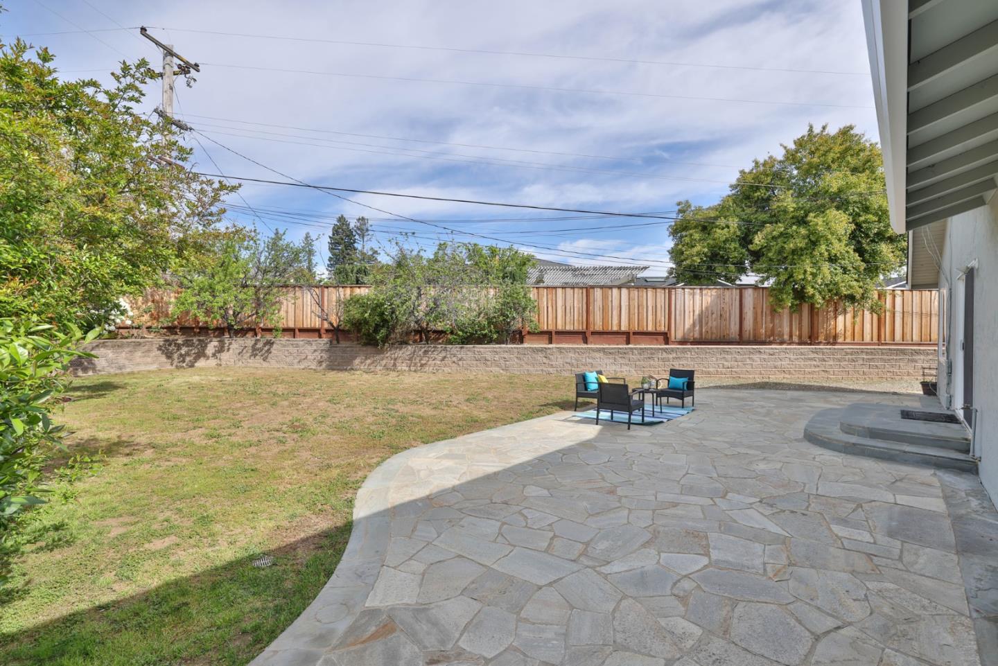 Detail Gallery Image 15 of 17 For 7935 Fall Court, Cupertino,  CA 95014 - 3 Beds | 2 Baths