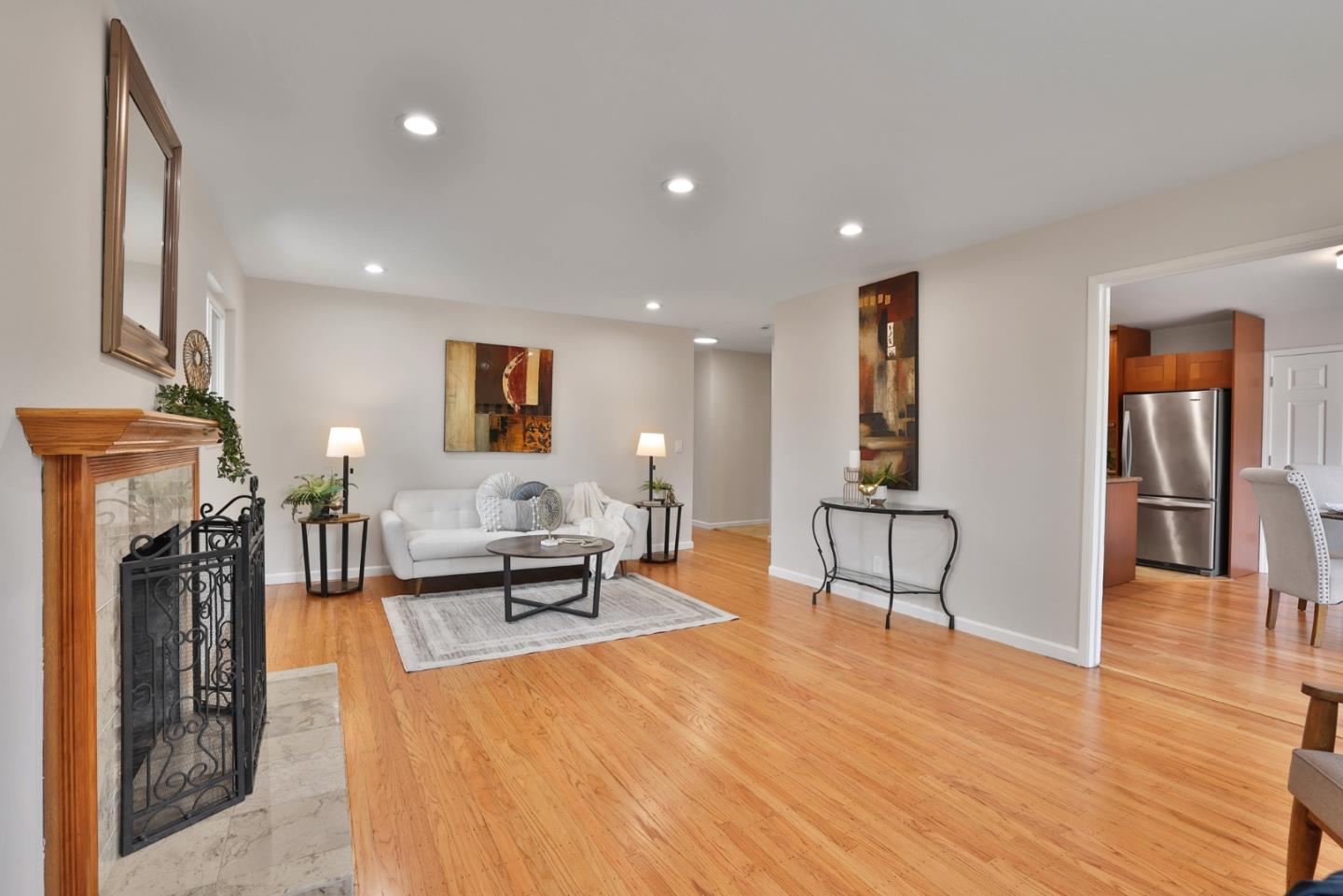 Detail Gallery Image 4 of 17 For 7935 Fall Court, Cupertino,  CA 95014 - 3 Beds | 2 Baths