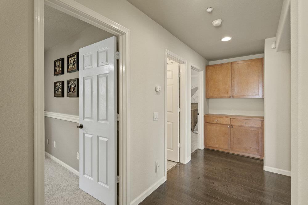 Detail Gallery Image 34 of 90 For 978 Martin Trl, Daly City,  CA 94014 - 4 Beds | 3/1 Baths