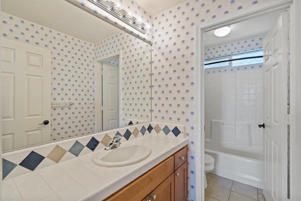 Detail Gallery Image 41 of 90 For 978 Martin Trl, Daly City,  CA 94014 - 4 Beds | 3/1 Baths