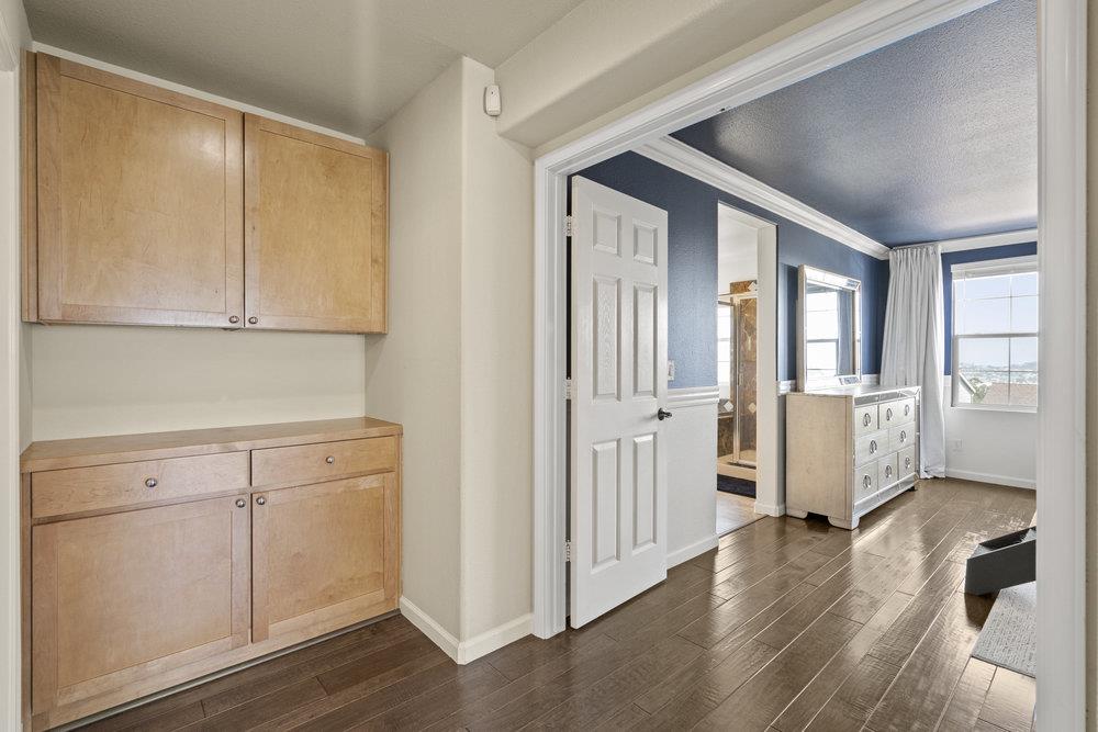 Detail Gallery Image 58 of 90 For 978 Martin Trl, Daly City,  CA 94014 - 4 Beds | 3/1 Baths