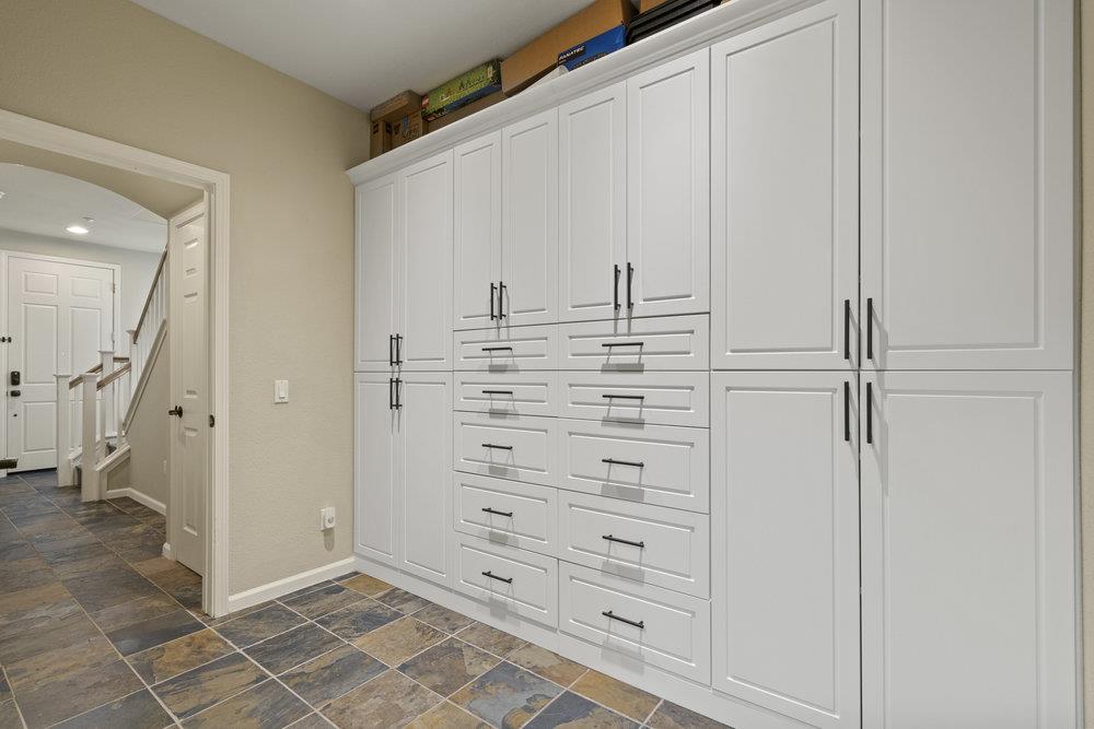 Detail Gallery Image 70 of 90 For 978 Martin Trl, Daly City,  CA 94014 - 4 Beds | 3/1 Baths