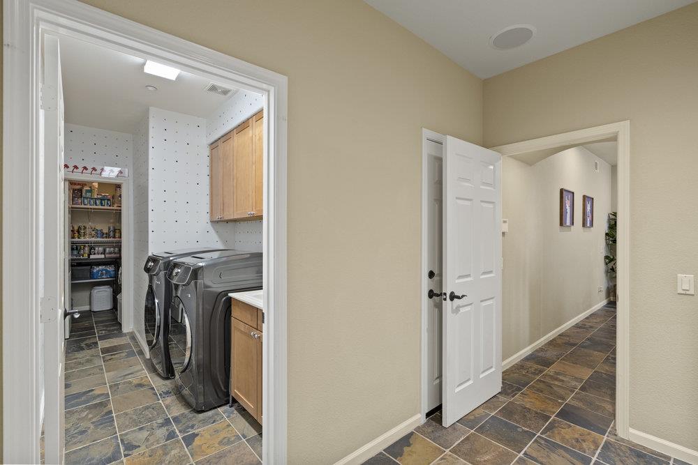 Detail Gallery Image 74 of 90 For 978 Martin Trl, Daly City,  CA 94014 - 4 Beds | 3/1 Baths